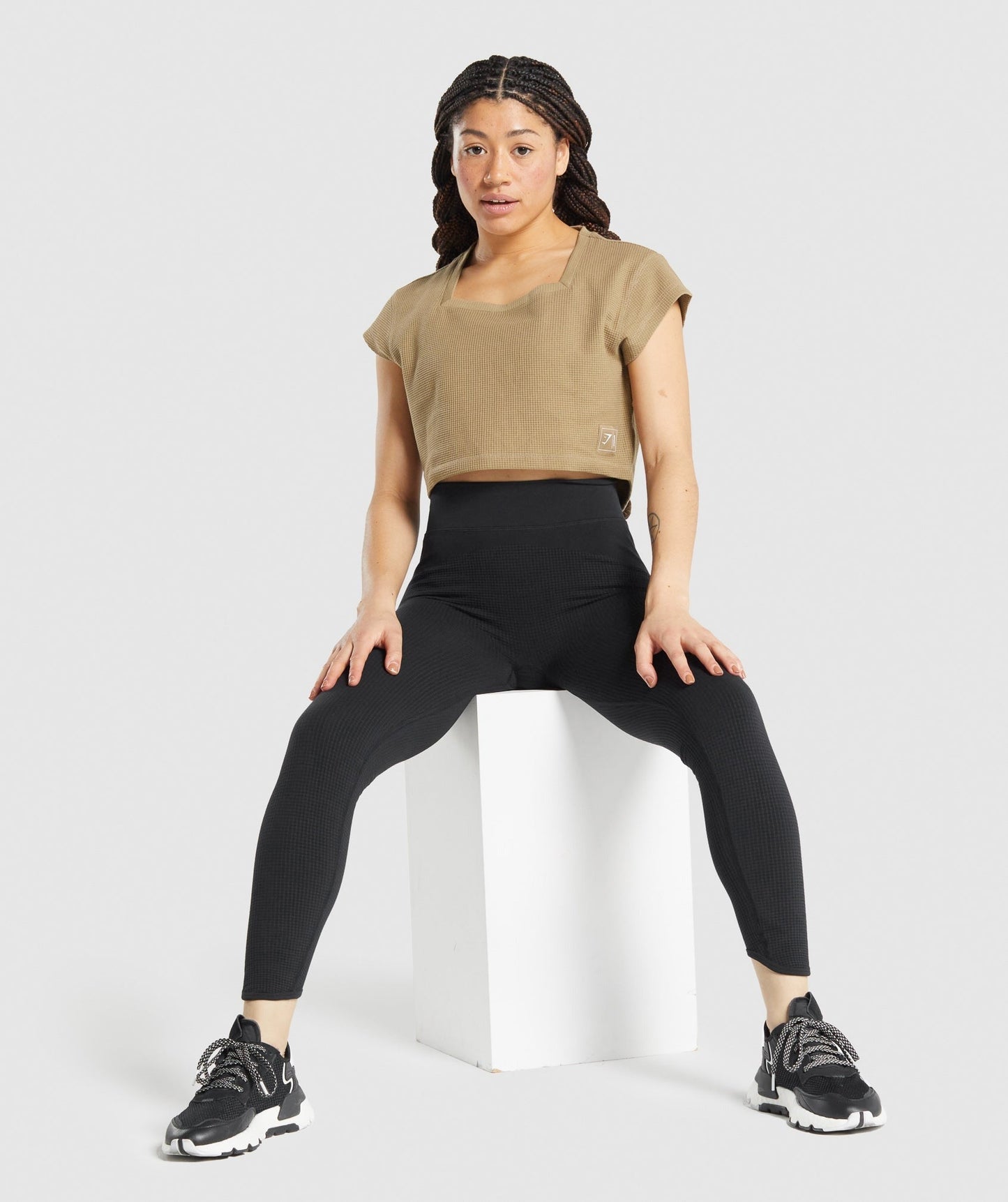 Gymshark Pause Crop Top - Light Brown