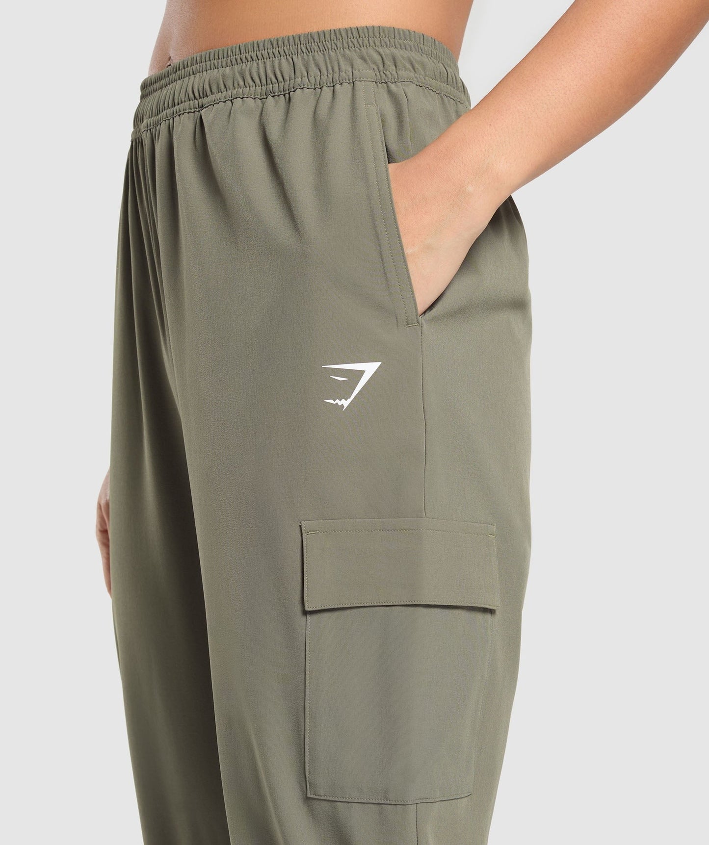 Gymshark Woven Cargo Pants - Base Green