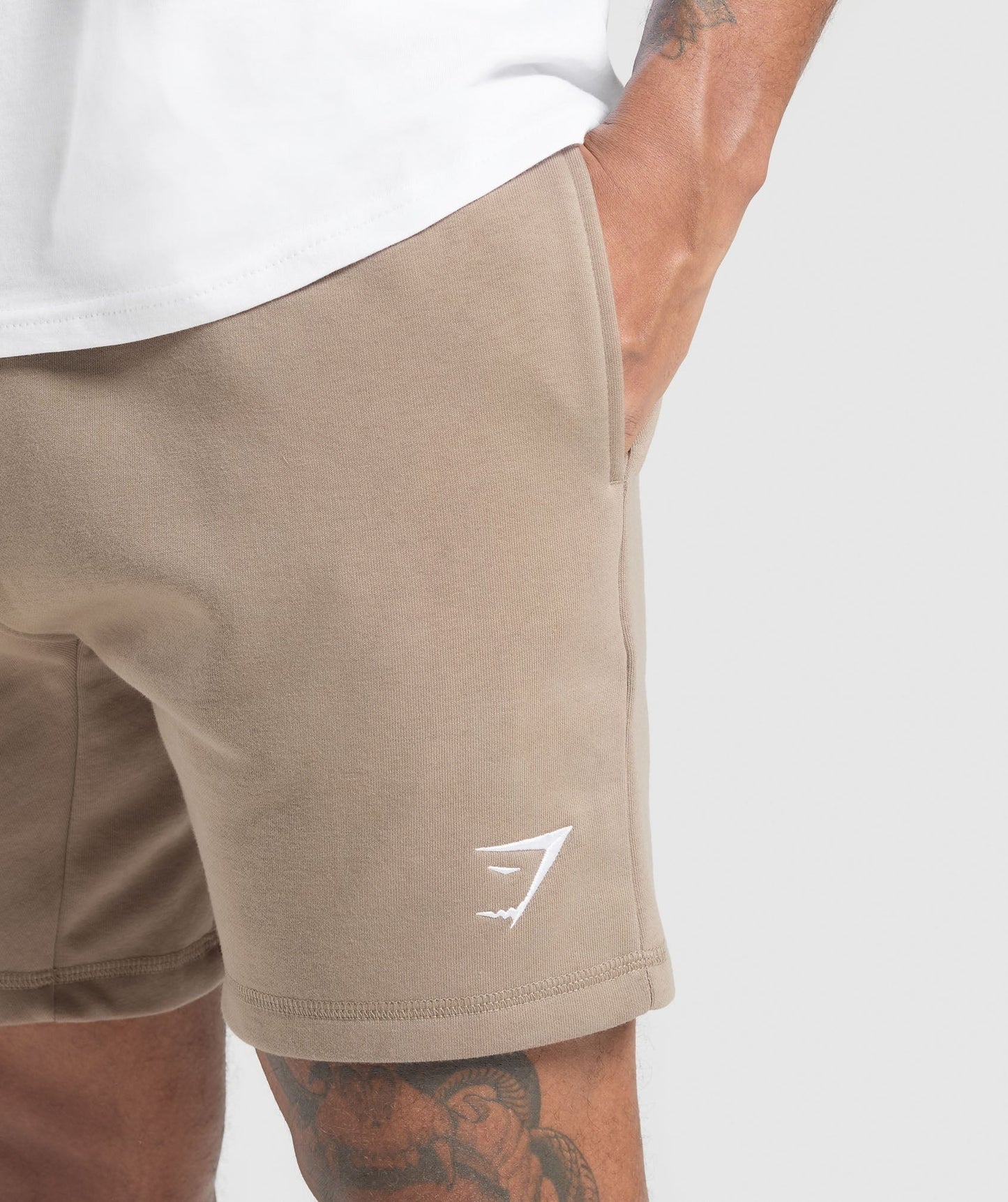 Gymshark Crest 7" Shorts - Lifestyle Brown