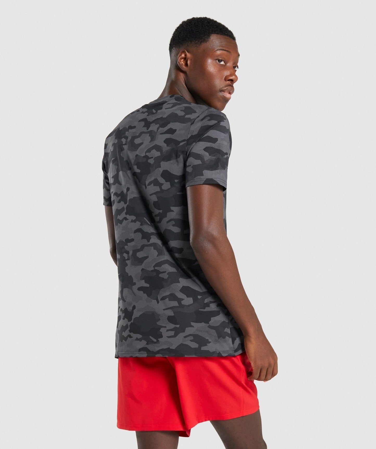 Gymshark Arrival T-Shirt - Black/Grey Camo