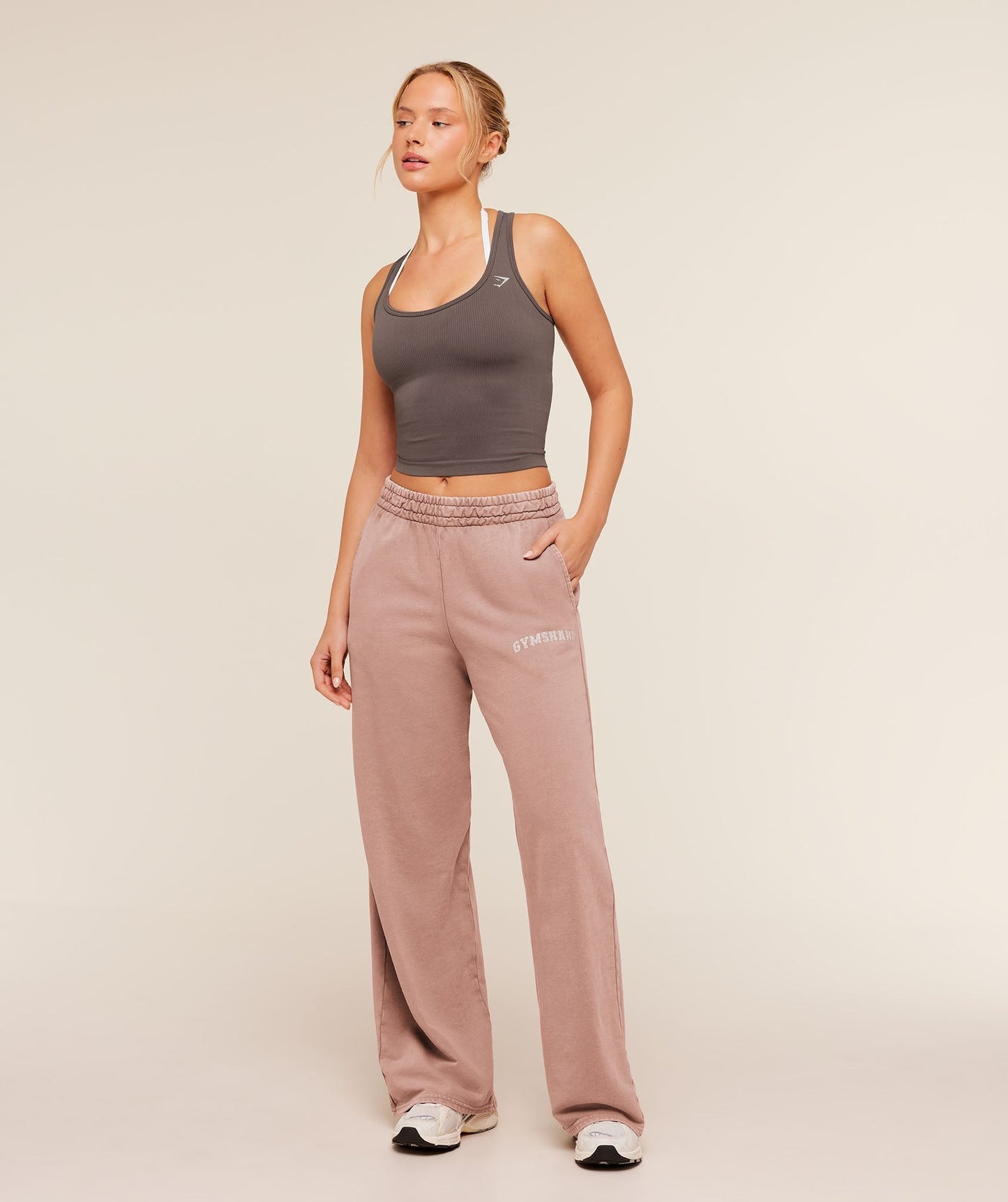 Gymshark Chainstitch Graphic Wide Leg Joggers - Chestnut Pink/Wash