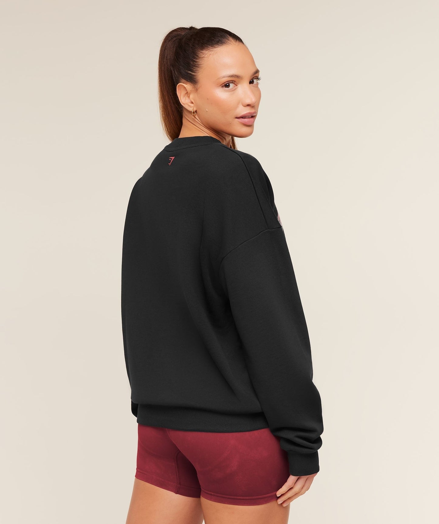 Gymshark Collegiate Graphic Crew Neck Pullover - Black