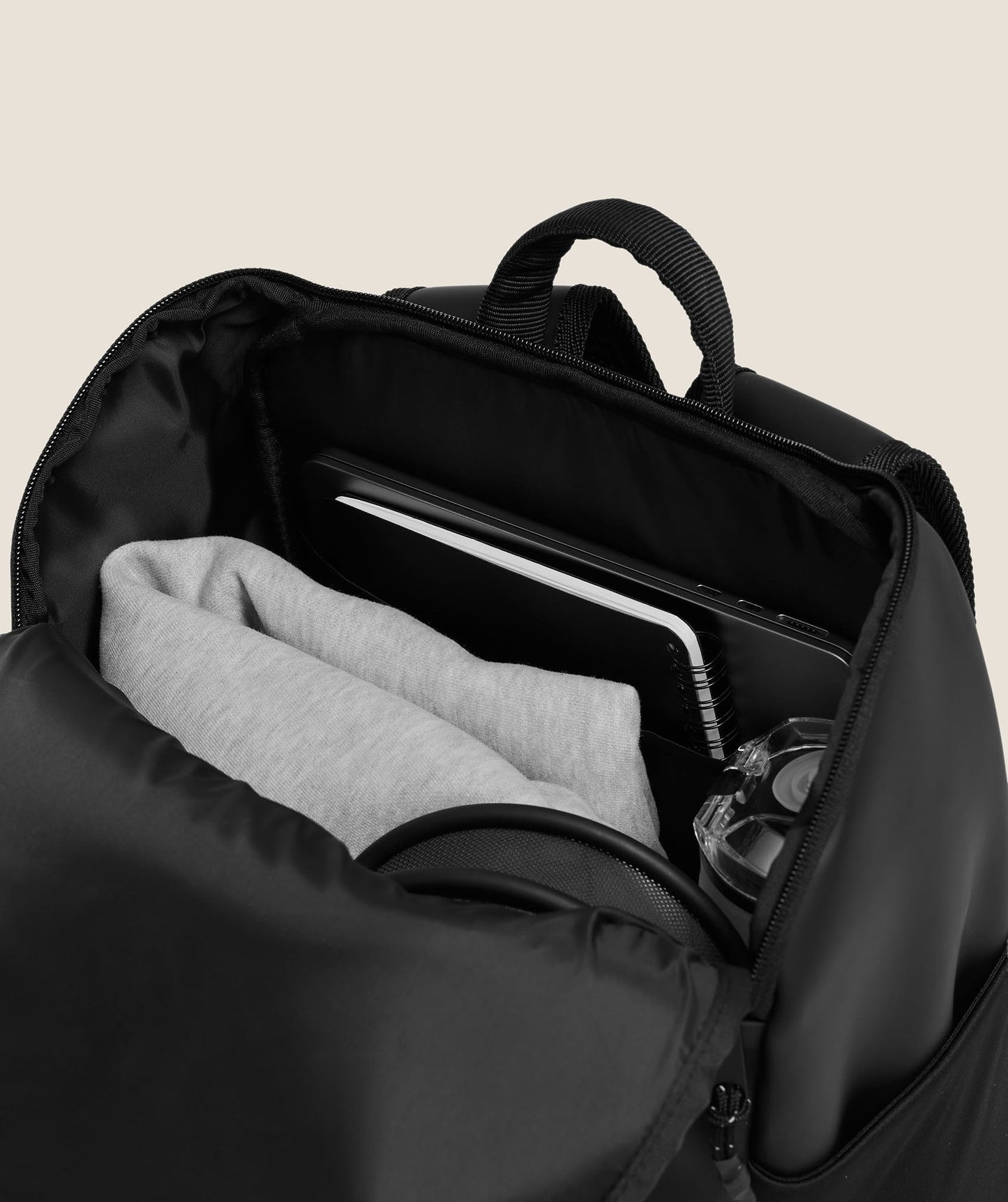 Gymshark Small Sleek Backpack - Black