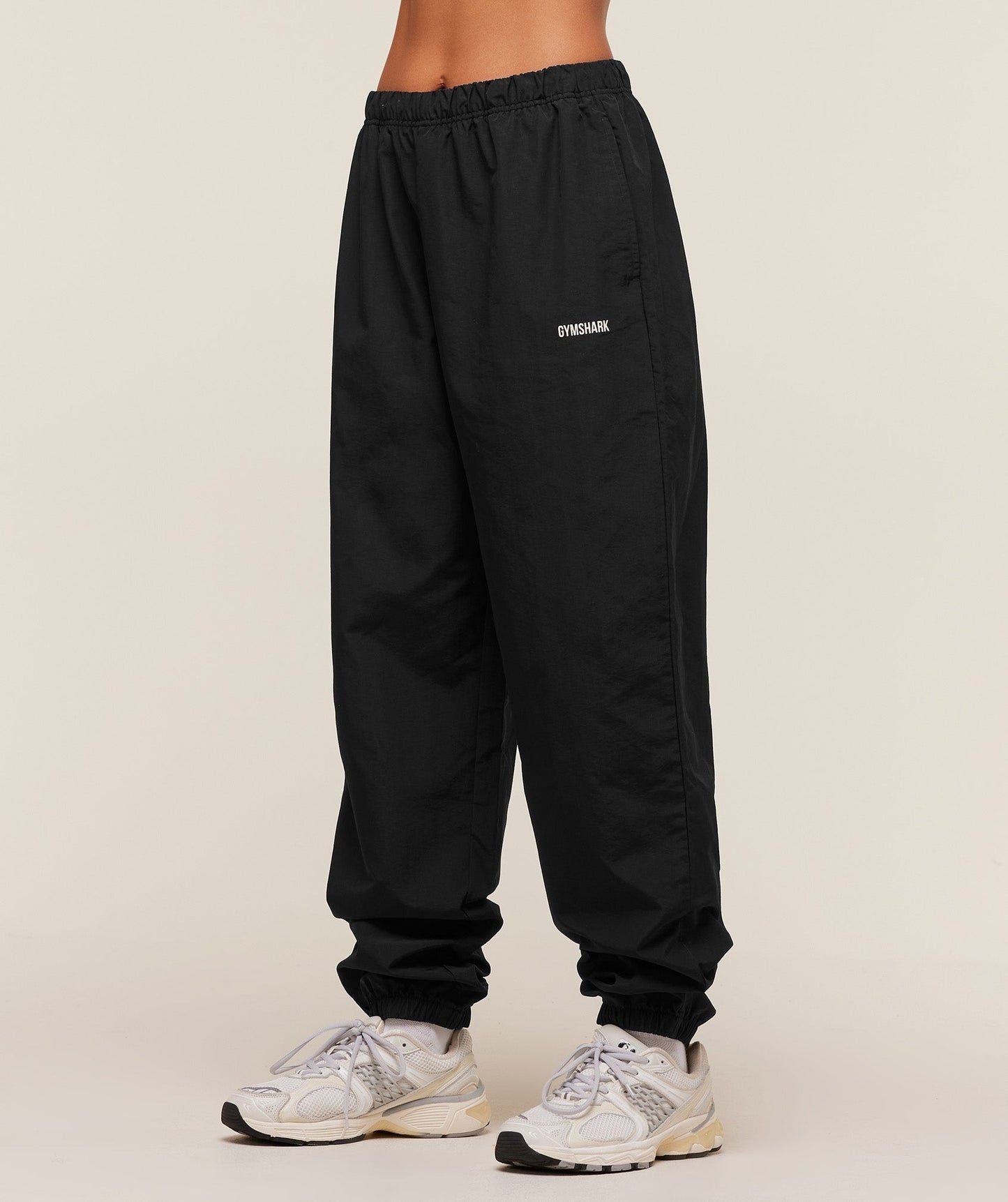 Gymshark Woven Track Pants - Black