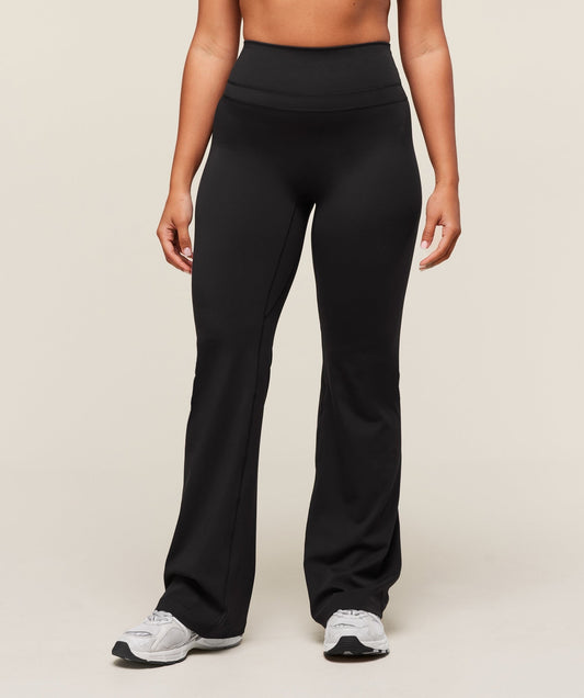 Gymshark Whitney Short Flared Legging - Black