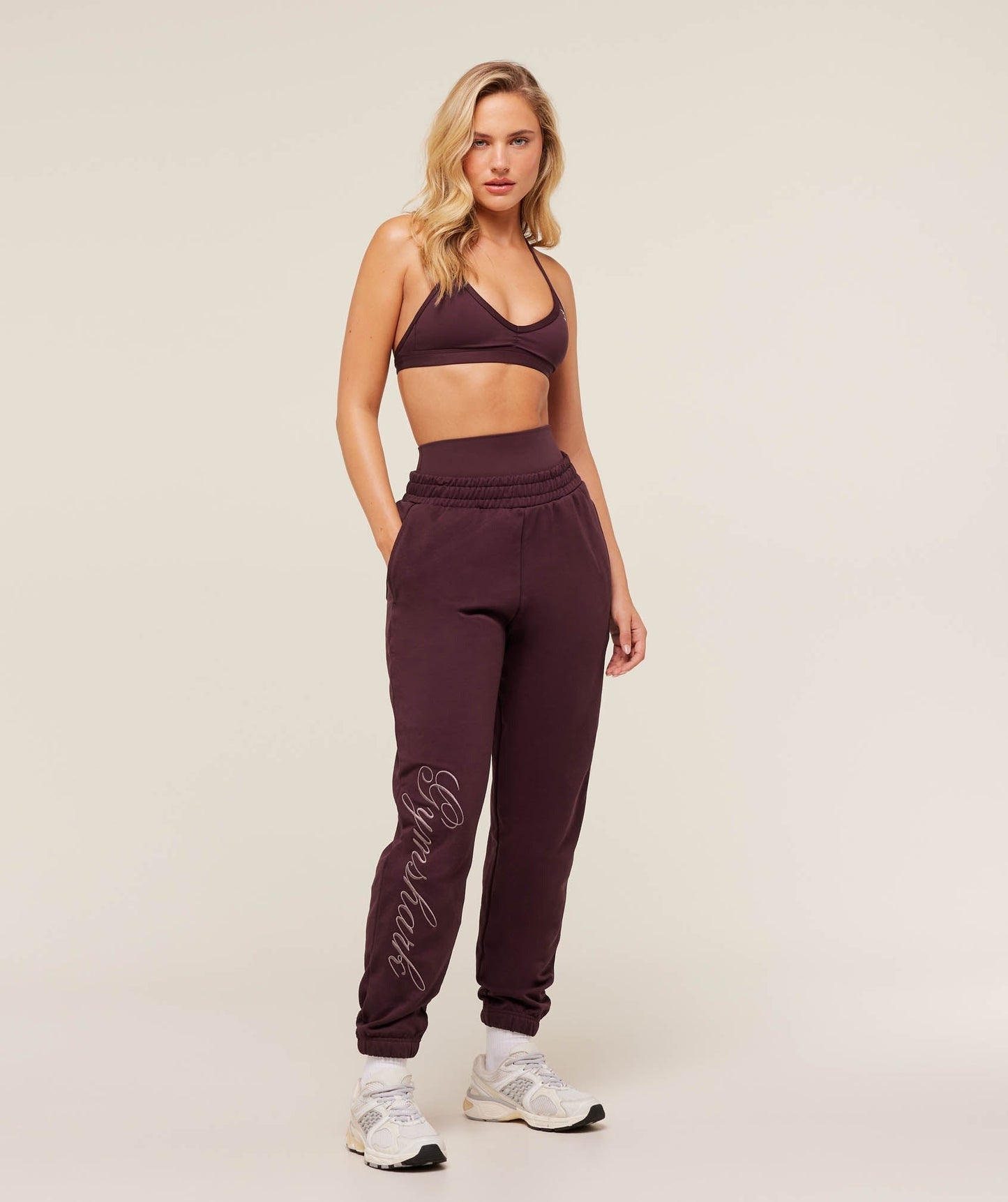 Gymshark All Seasons Graphic Joggers - GS Cherry Purple