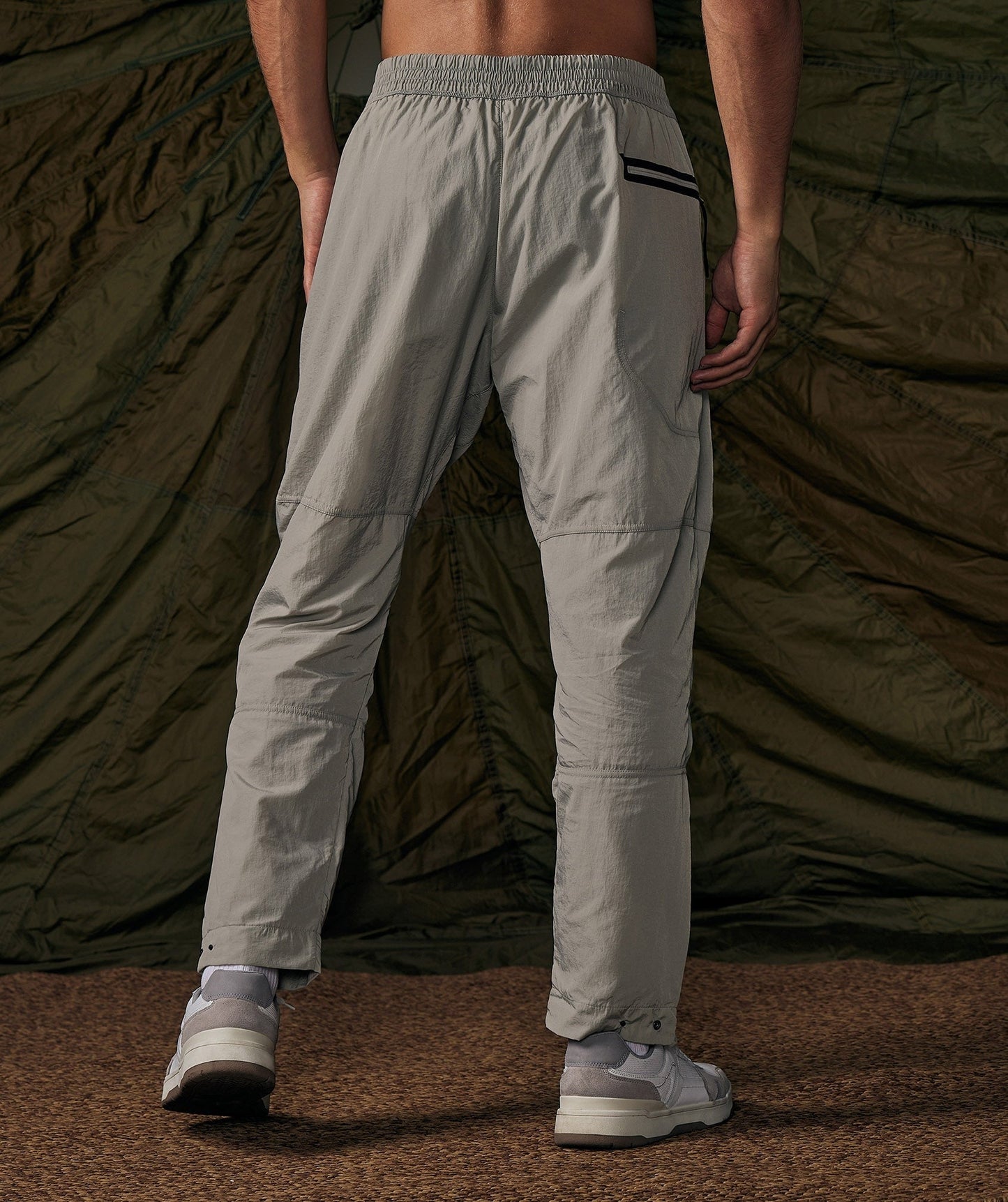 Gymshark Retake Woven Joggers - Taupe Grey