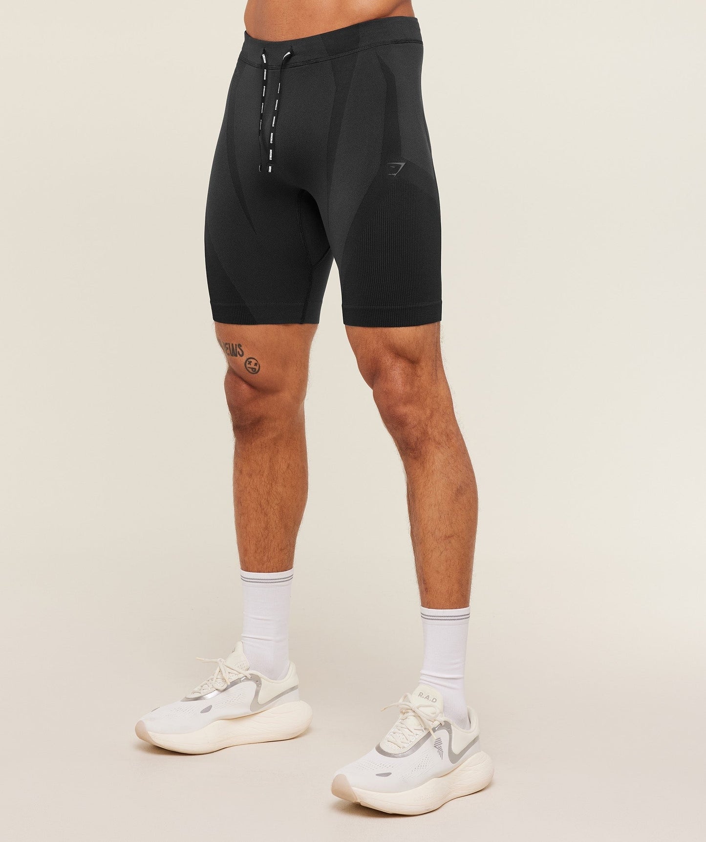 Gymshark Seamless Running Half Tight - Black/Grey
