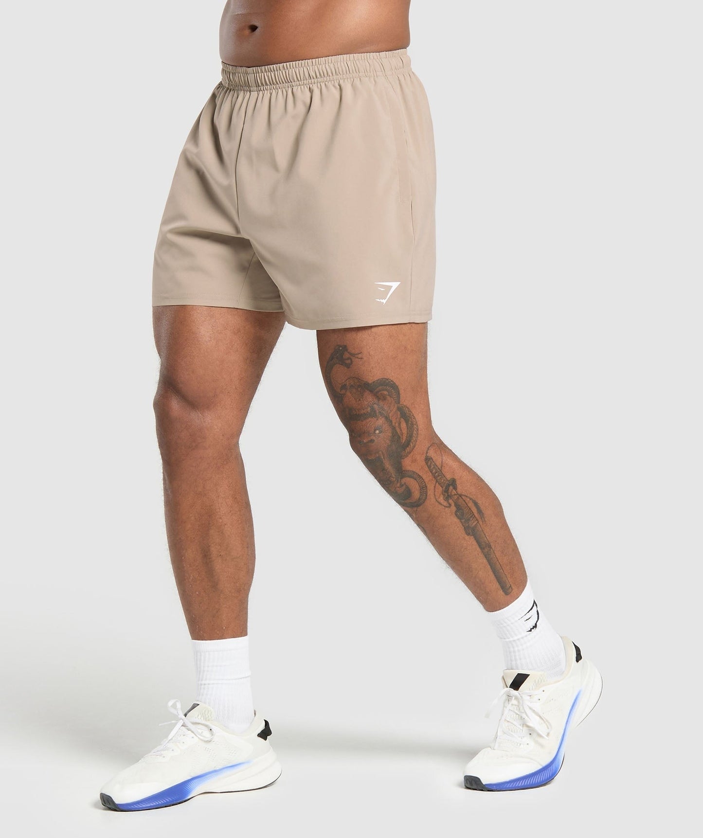 Gymshark Arrival 5" Shorts - Cement Brown