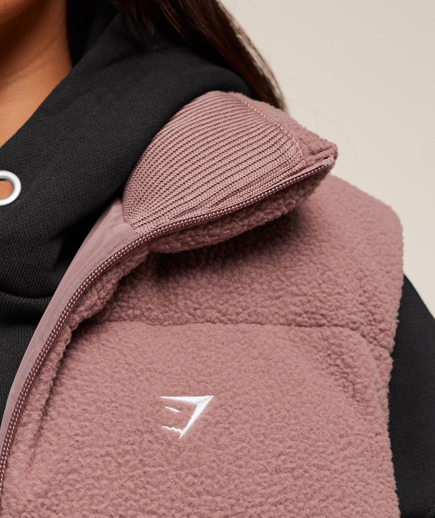Gymshark Borg Puffer Vest - Chestnut Pink