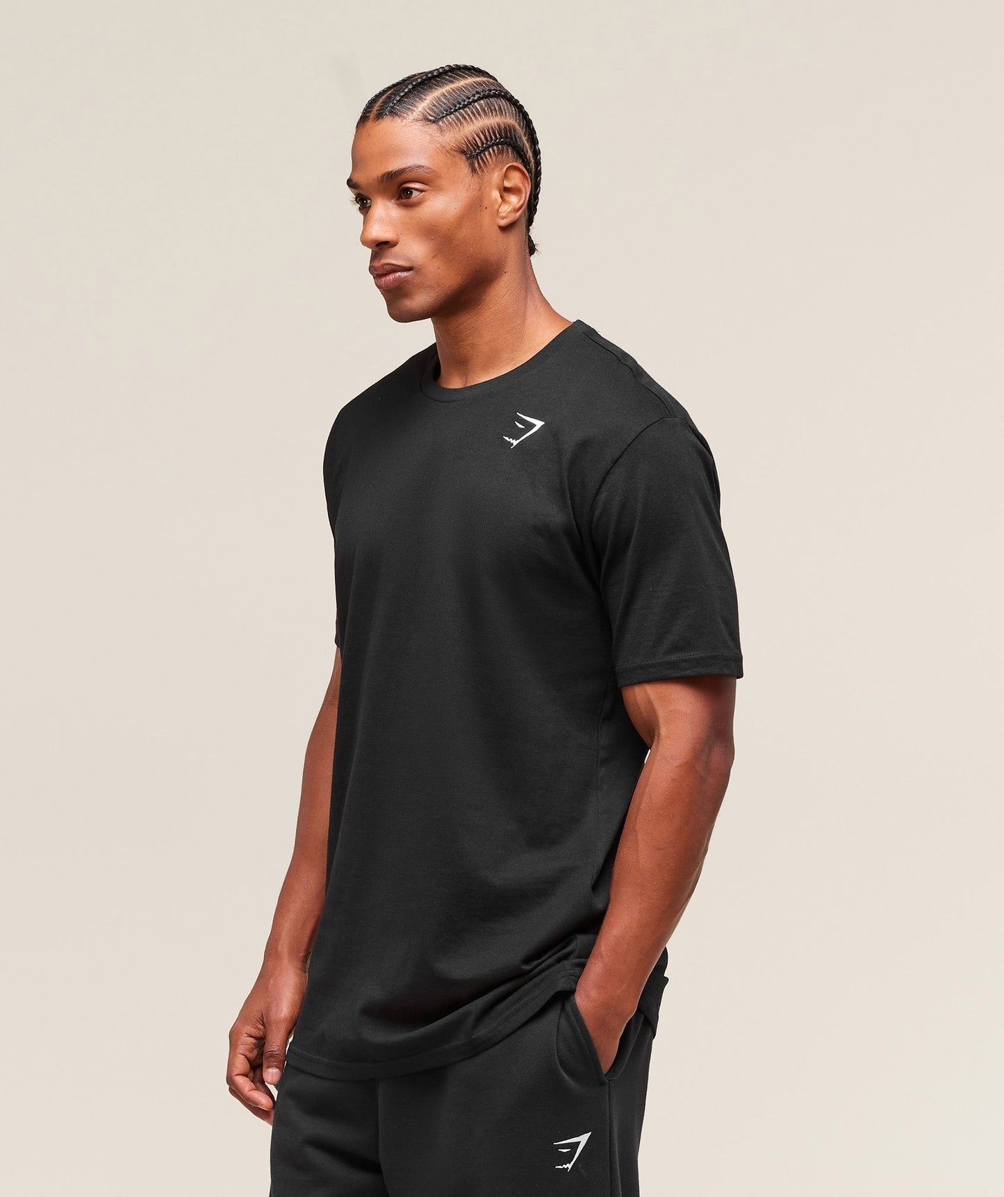 Gymshark Crest T-Shirt (Tall) - Black