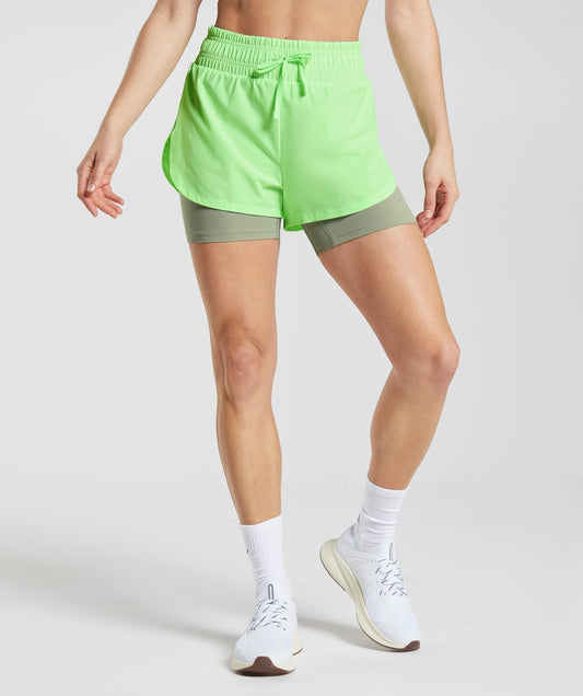 Gymshark RUNNING 2 IN 1 SHORTS - Iris Green/Light Olive Green