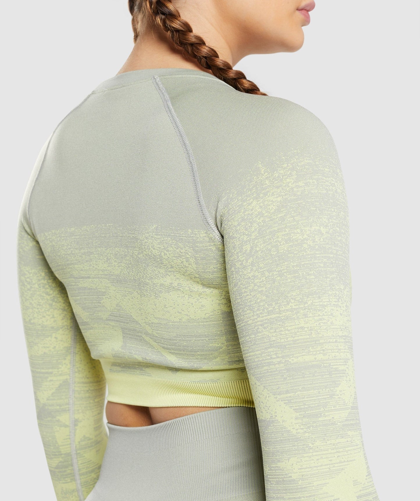 Gymshark Adapt Ombre Crop Top - Triangle | Taupe Grey Print