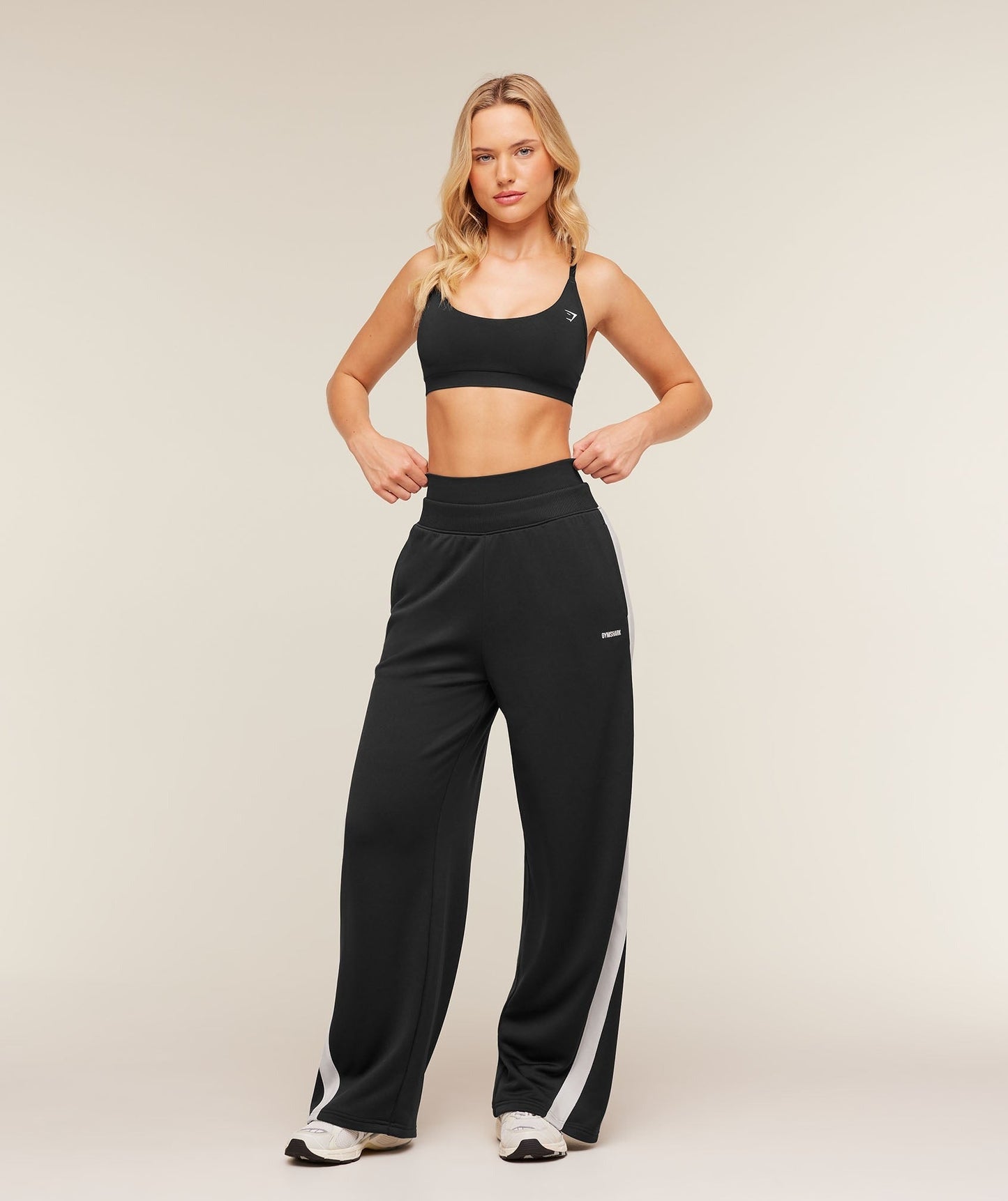 Gymshark Lightweight Tricot Wide Leg Pants - Black/Tinted White