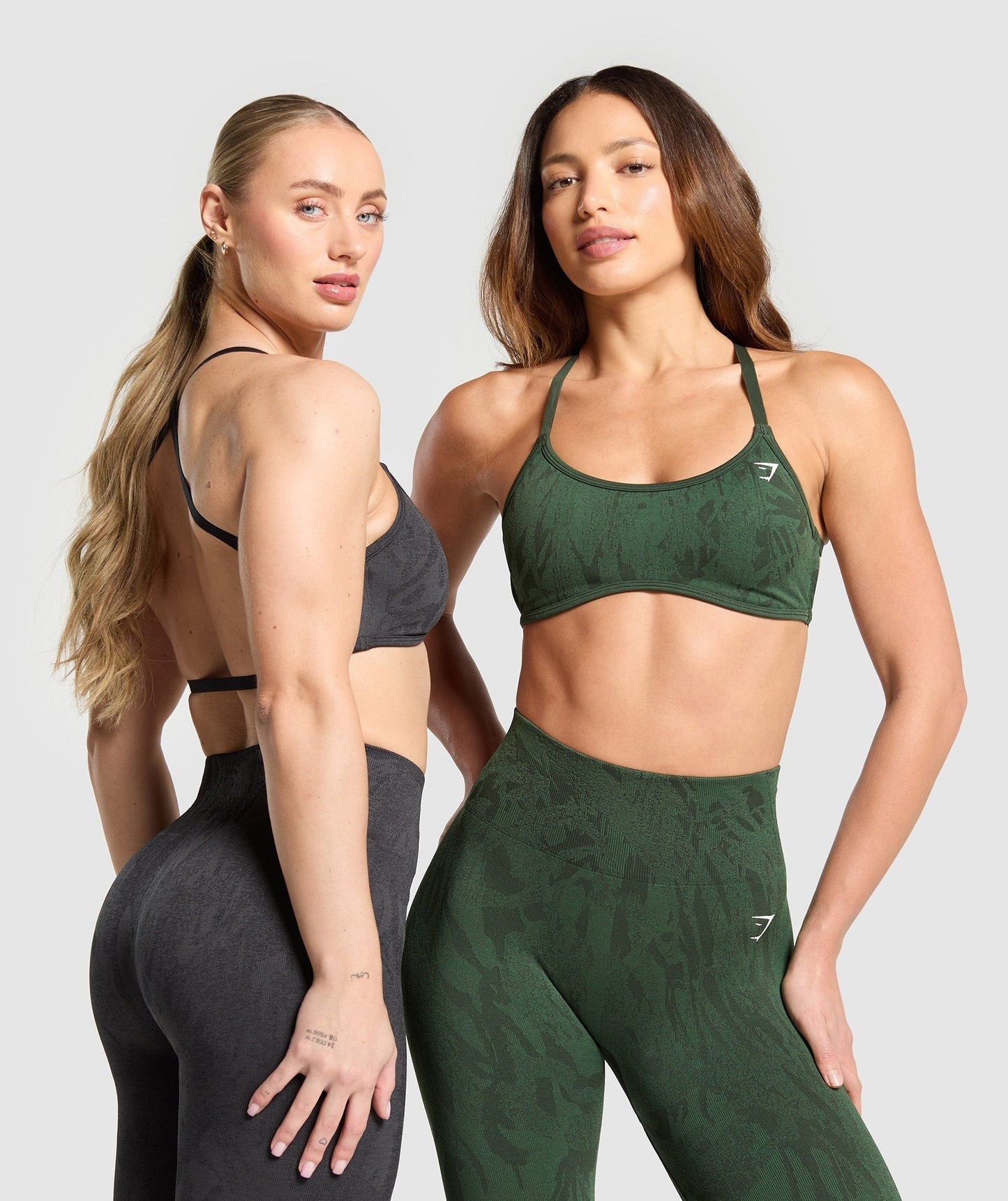 Gymshark Adapt Camo Cross Back Sports Bra - Trail Green/Classic Green