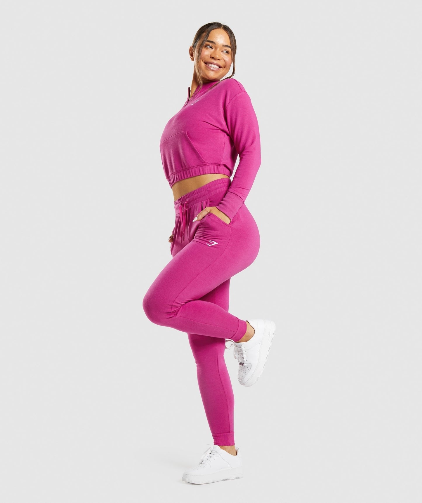 Gymshark Pippa Training Joggers - Dragon Pink