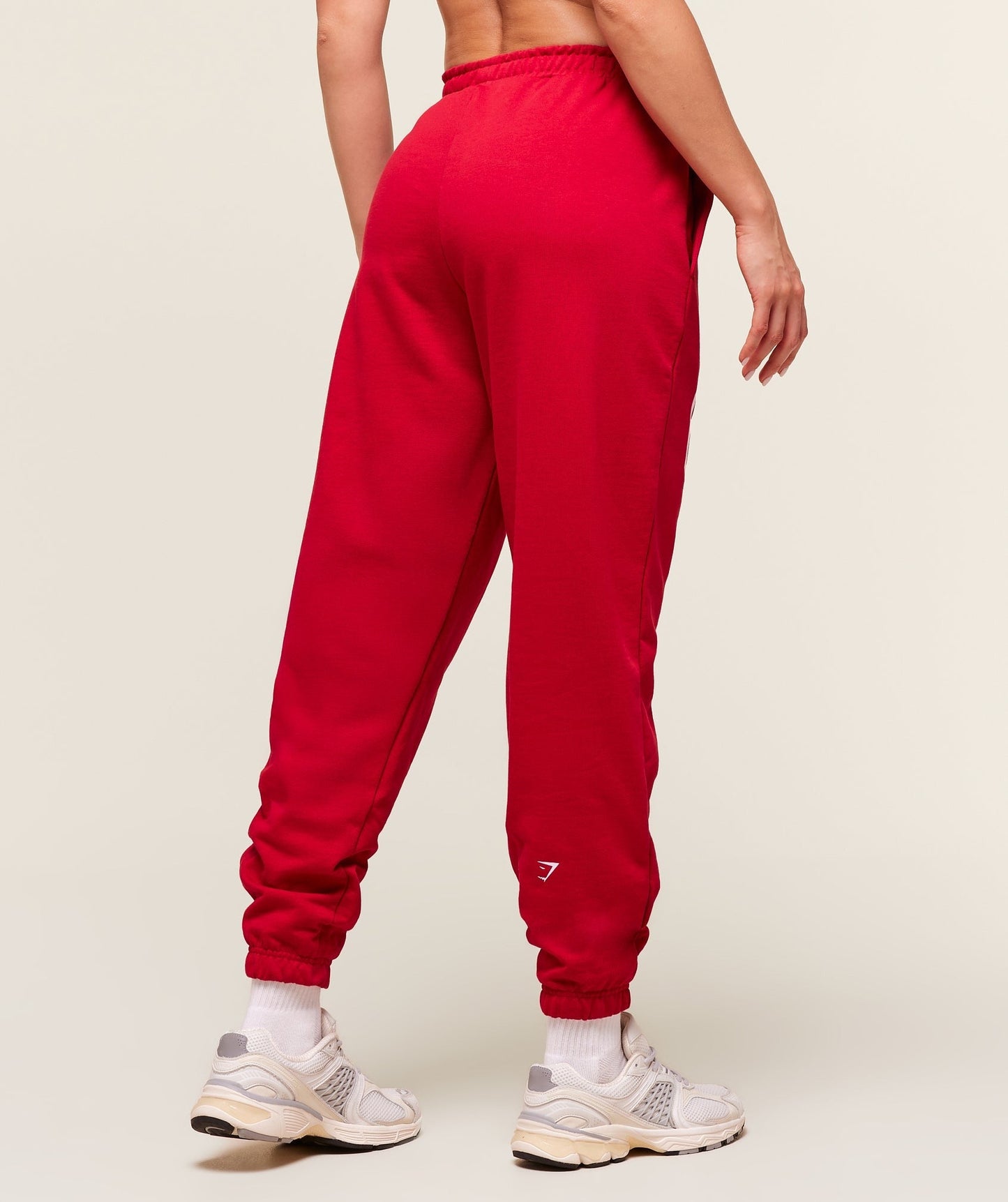 Gymshark Campus Graphic Oversized Jogger - Conditioning Red