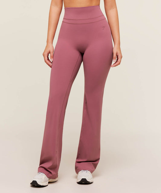 Gymshark Whitney Regular Flared Legging - Reset Pink