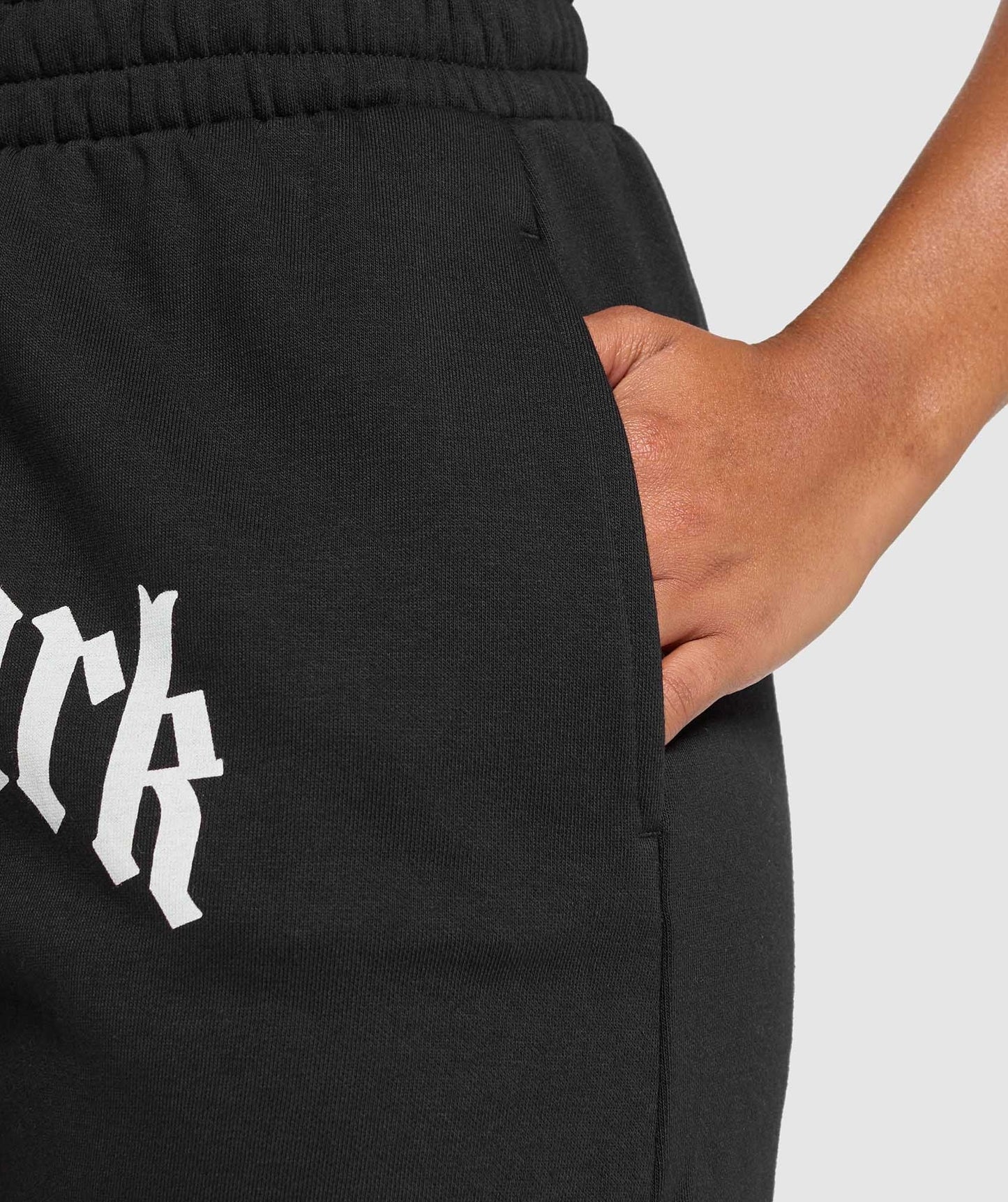 Gymshark Strength Department Graphic Shortss - Black