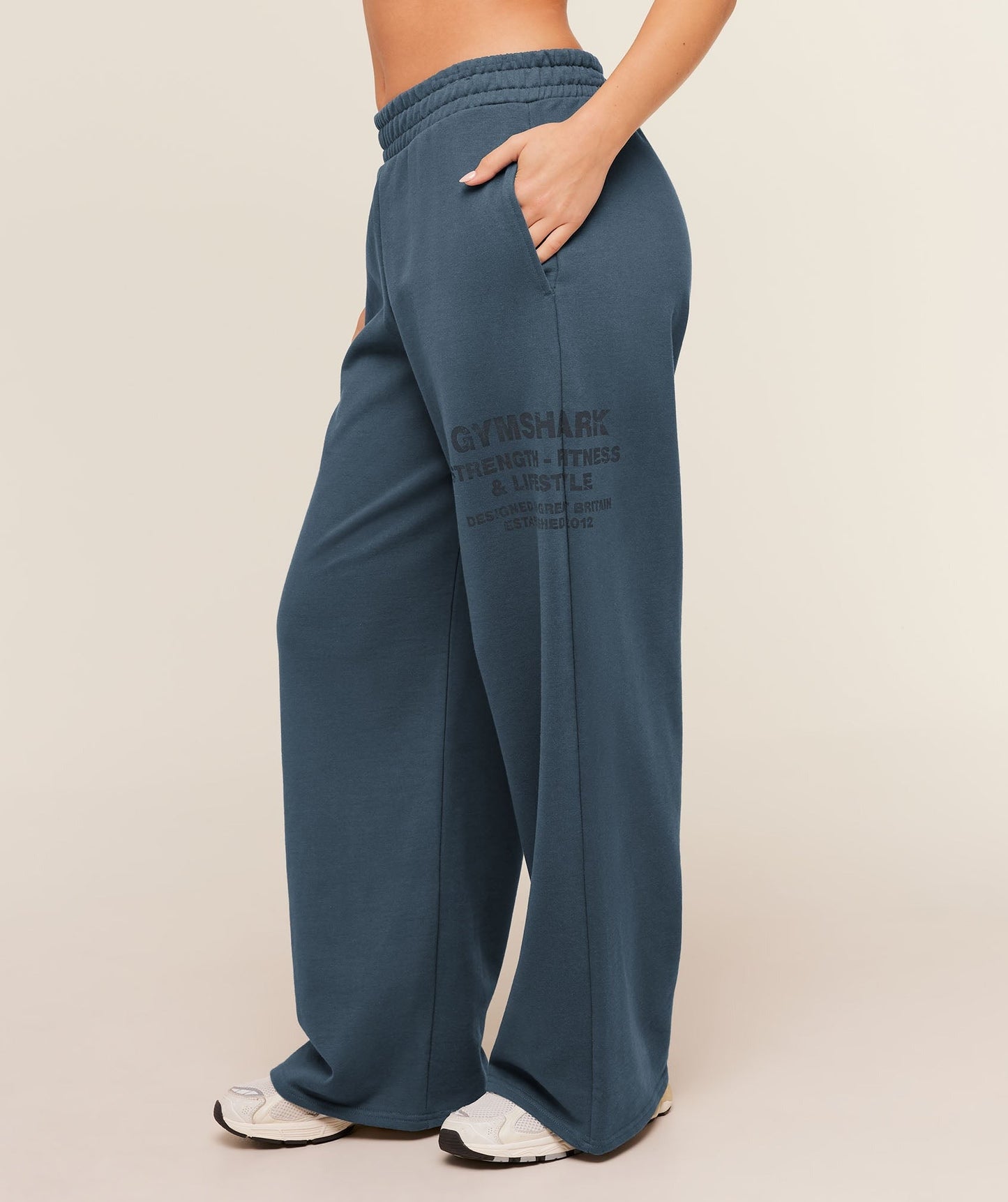 Gymshark Stacked Graphic Wide Leg Joggers - Stealth Blue